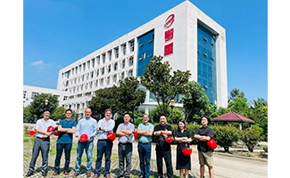 GRI-the world's leading brand in the wind tower manufacturing industry visits and inspects EZHONG